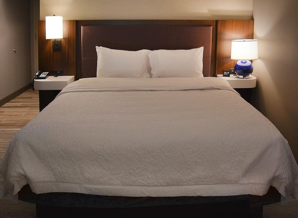Hampton Inn & Suites Philadelphia/Media Kültér fotó