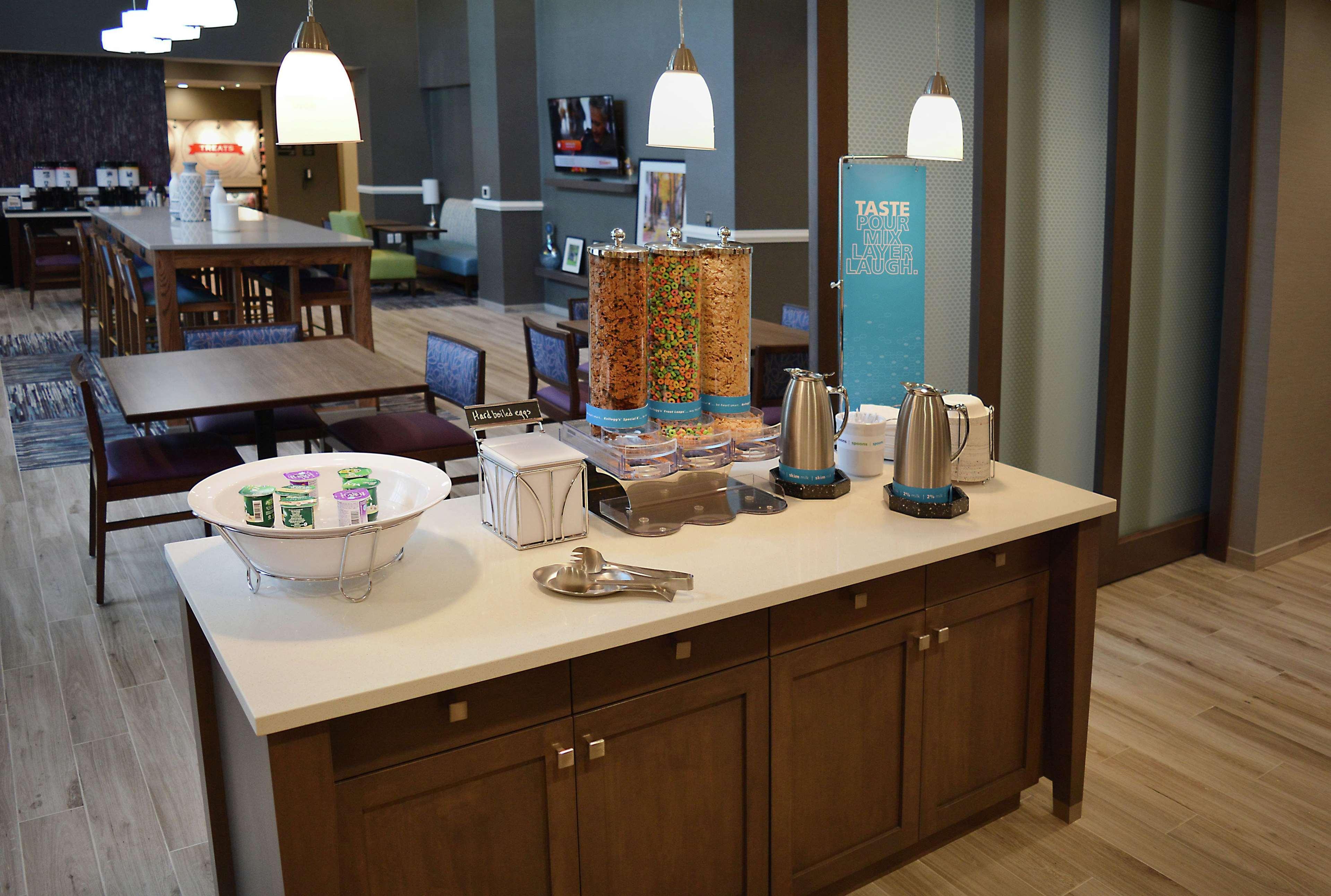 Hampton Inn & Suites Philadelphia/Media Kültér fotó